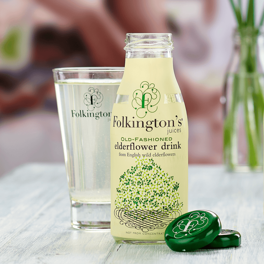 Old-fashioned elderflower drink